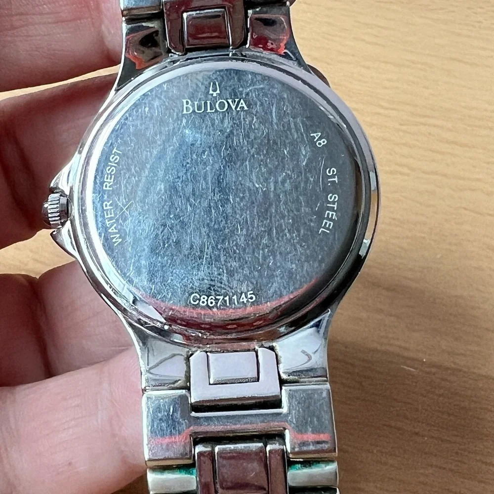 BULOVA 96E00 MEN’S DIAMOND EMBELLISHED BEZEL SILVER TONE DATE DISPLAY WATCH